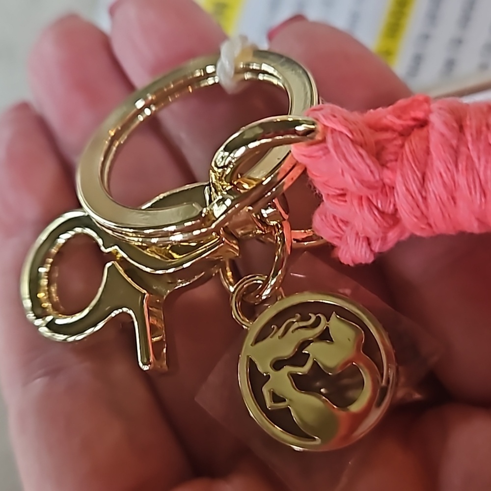 Spartina 449 Macrame Wristlet Keychain Pink NEW - Picture 2 of 4